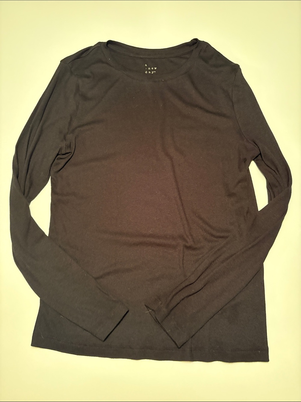 Black Long Sleeve Crewneck Top